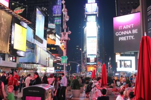 Times Square bei Nacht